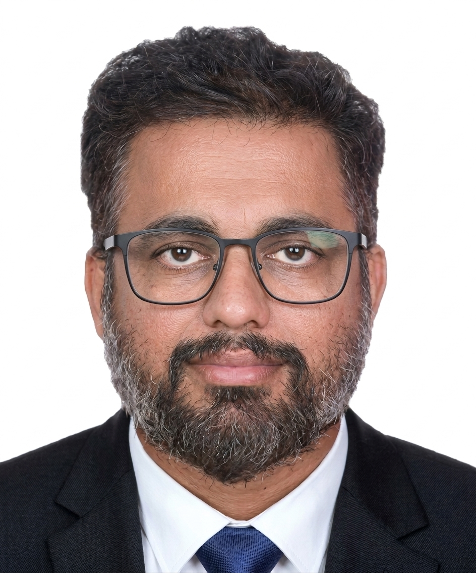 Zuhair Mahmud1